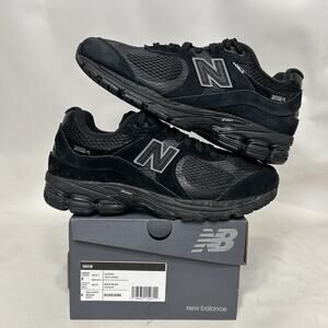 New Balance 2002R “Mesh Black Metallic” M2002WB